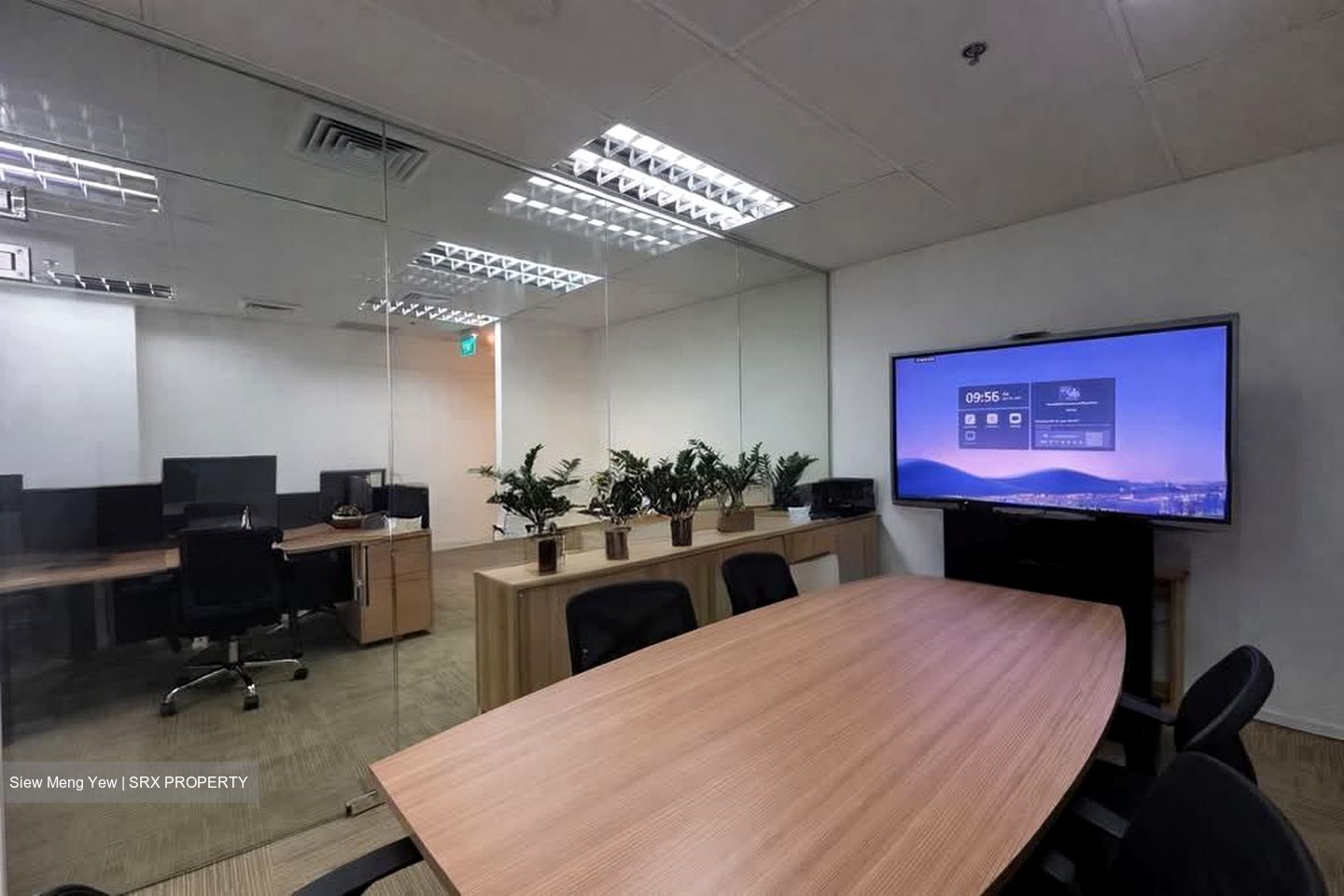 International Plaza (D2), Office #545148531